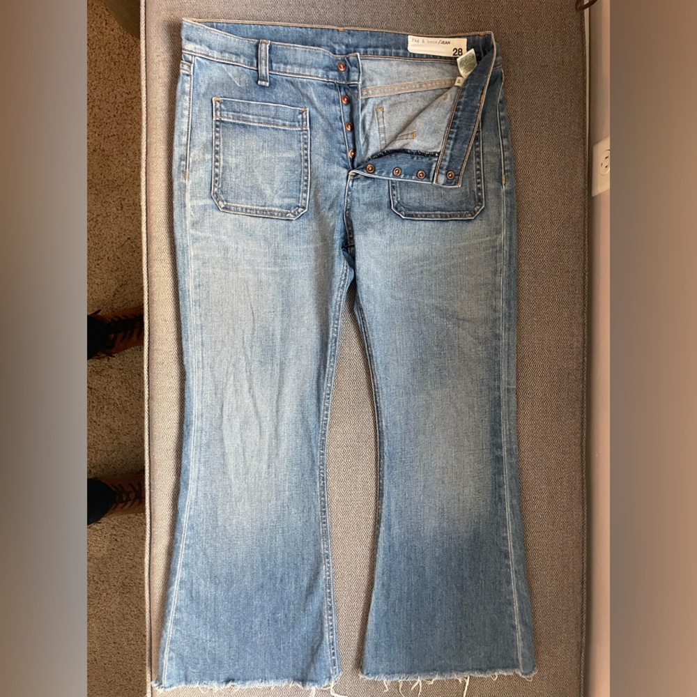 Rag & Bone Cropped Jeans Size 28.  Color Capitol.